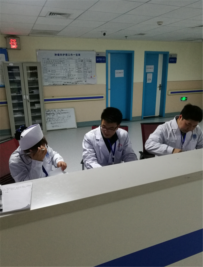 我院持续改进医疗质量系列报道-夜间行政查房篇2.png