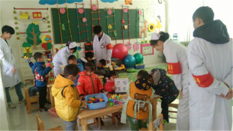 我院志愿者到县特教学校开展志愿服务活动1.jpg