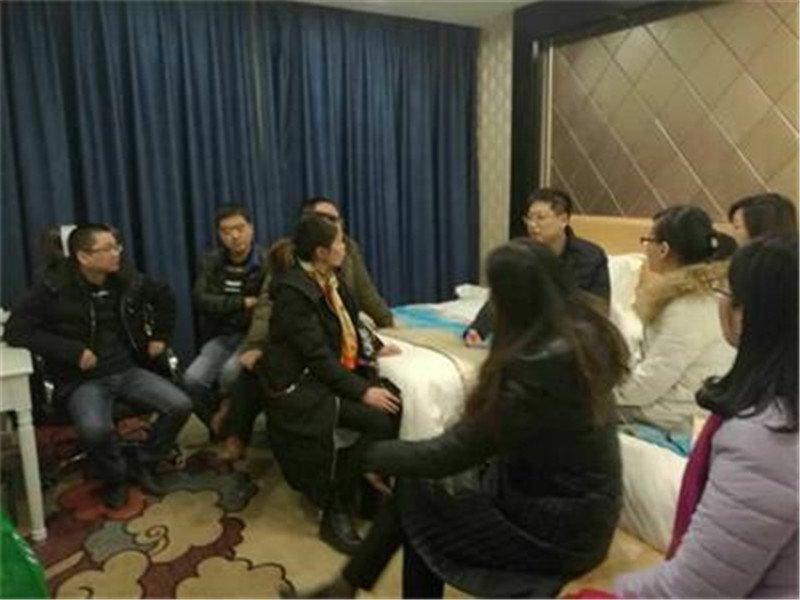 理塘援藏.jpg