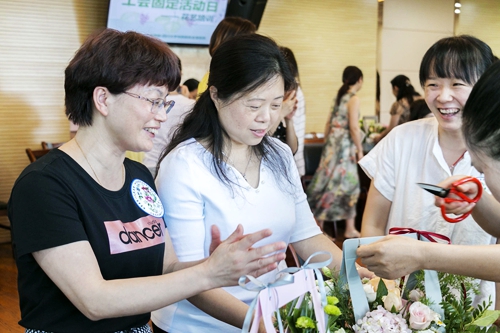 5 工会固定活动日-插花艺术.jpg