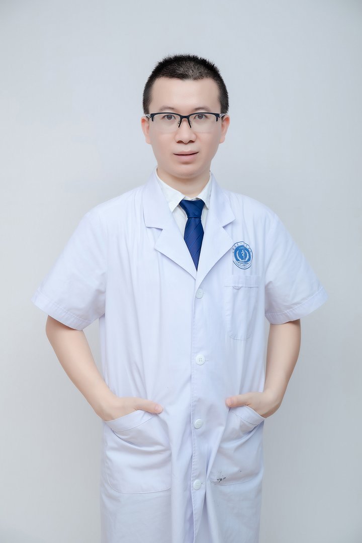 罗万培