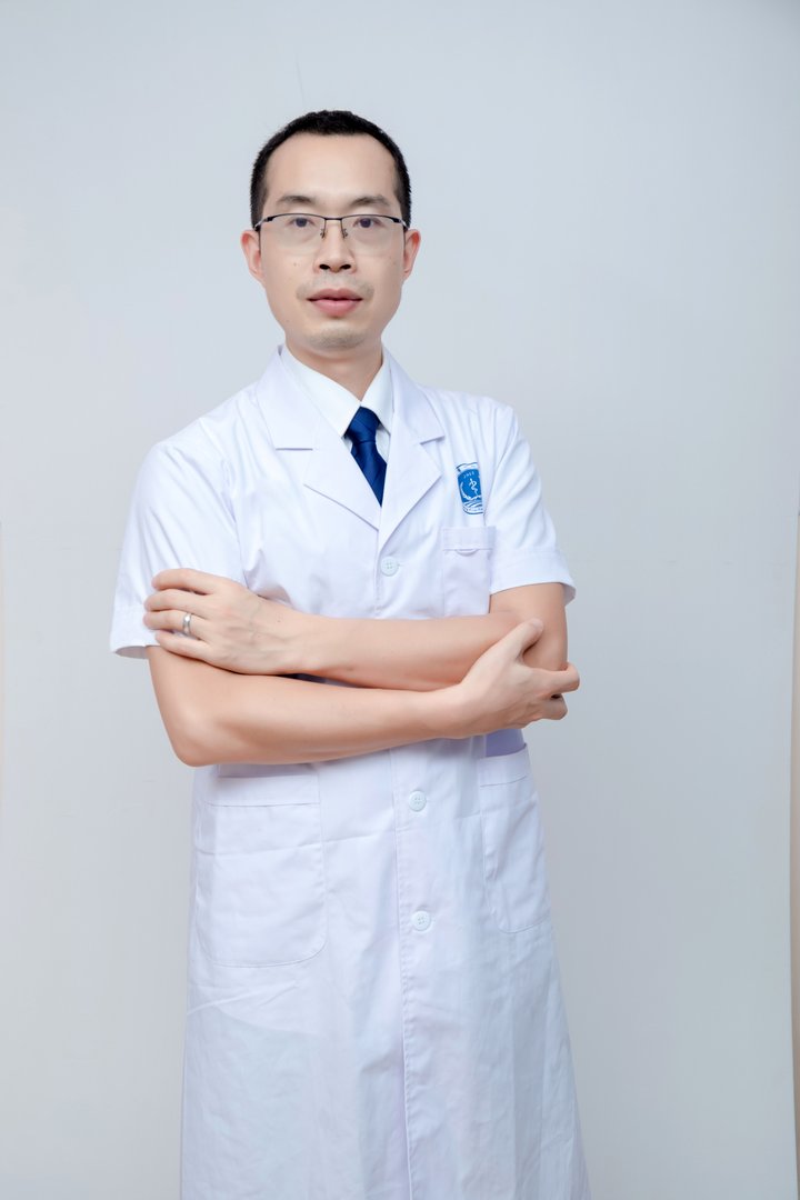 曾辉