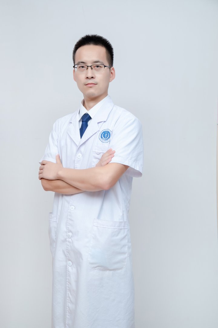 李振宇