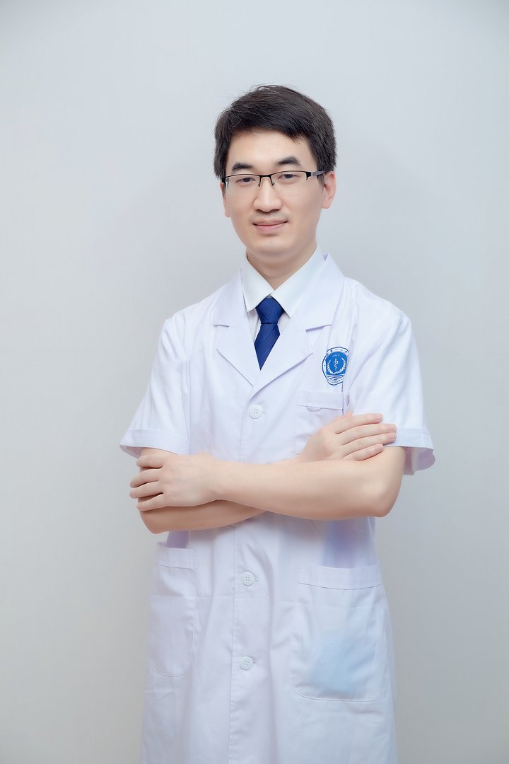廖明