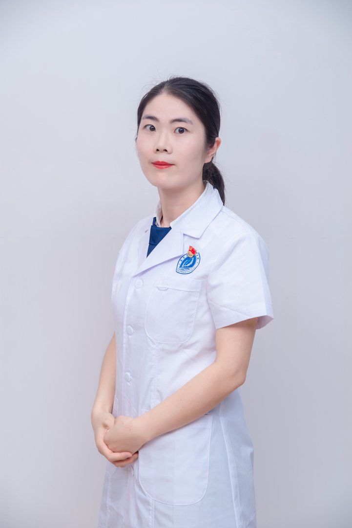 杜春梅