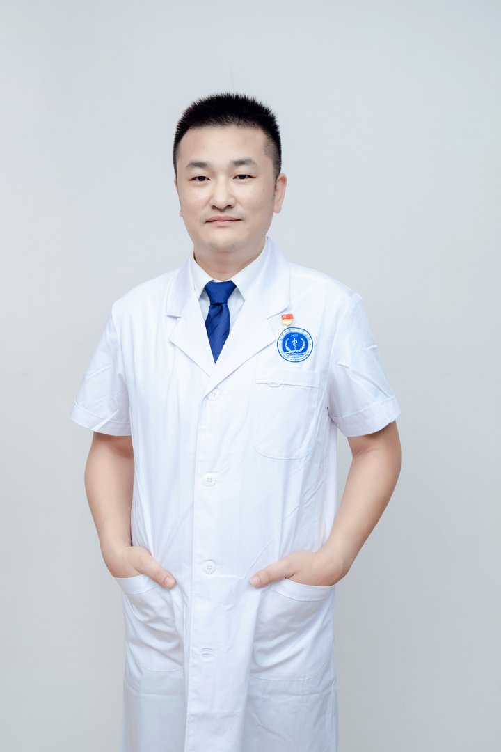 陈林  