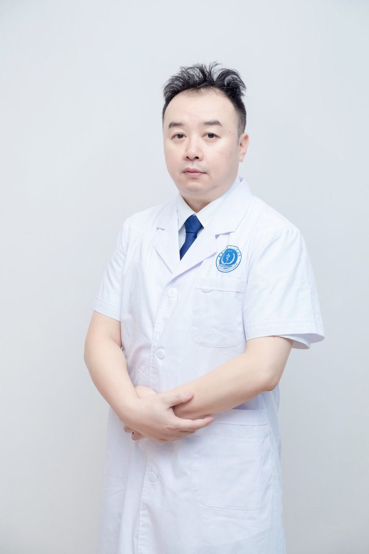 张曦