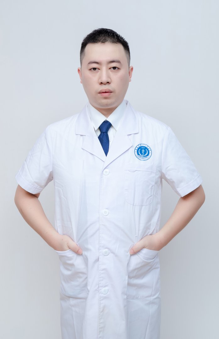 张珀浩