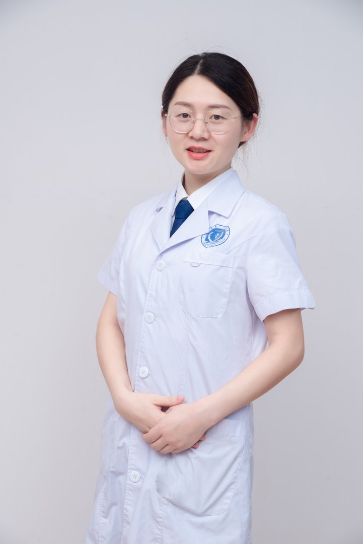 李静