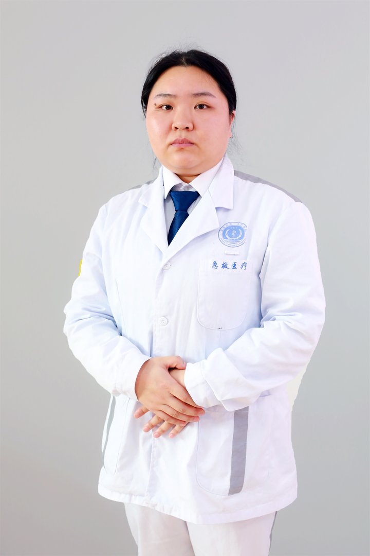 张蝶