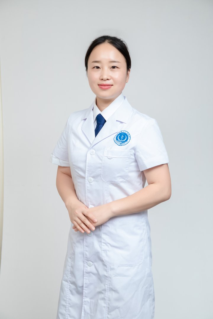 陈苹